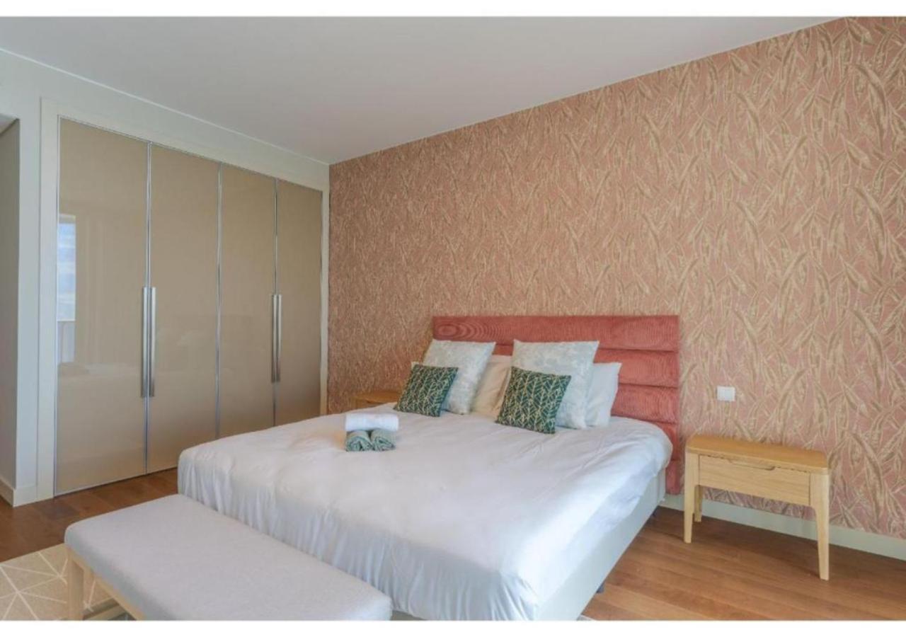 Madeira Palace Lux Apartment ฟุงชาล ภายนอก รูปภาพ