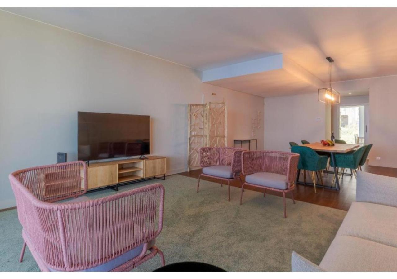 Madeira Palace Lux Apartment ฟุงชาล ภายนอก รูปภาพ