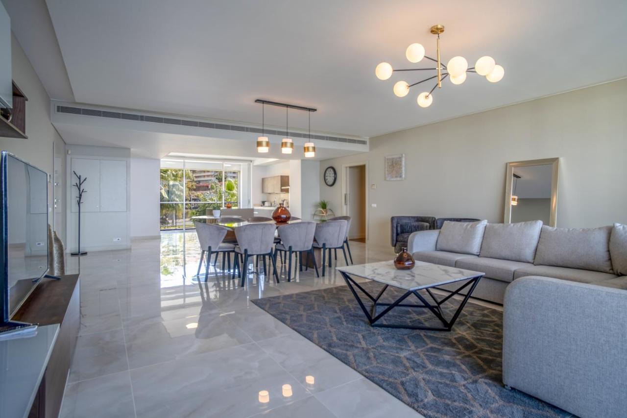Madeira Palace Lux Apartment ฟุงชาล ภายนอก รูปภาพ